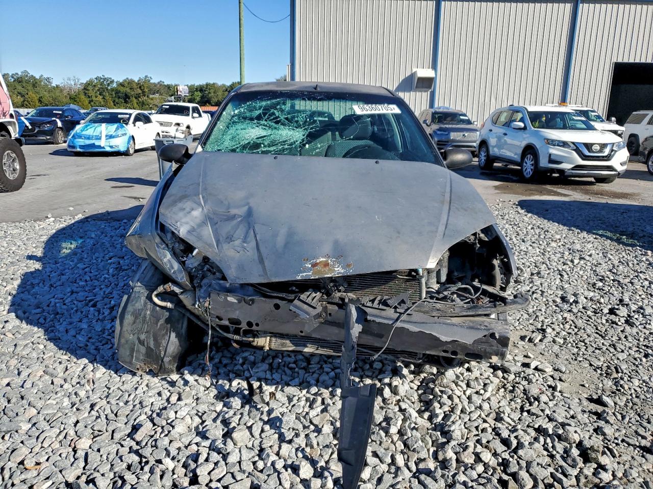 2007 FORD FOCUS ZX4 photo 9