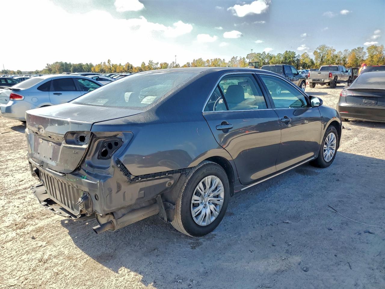 2012 TOYOTA CAMRY BASE photo 3