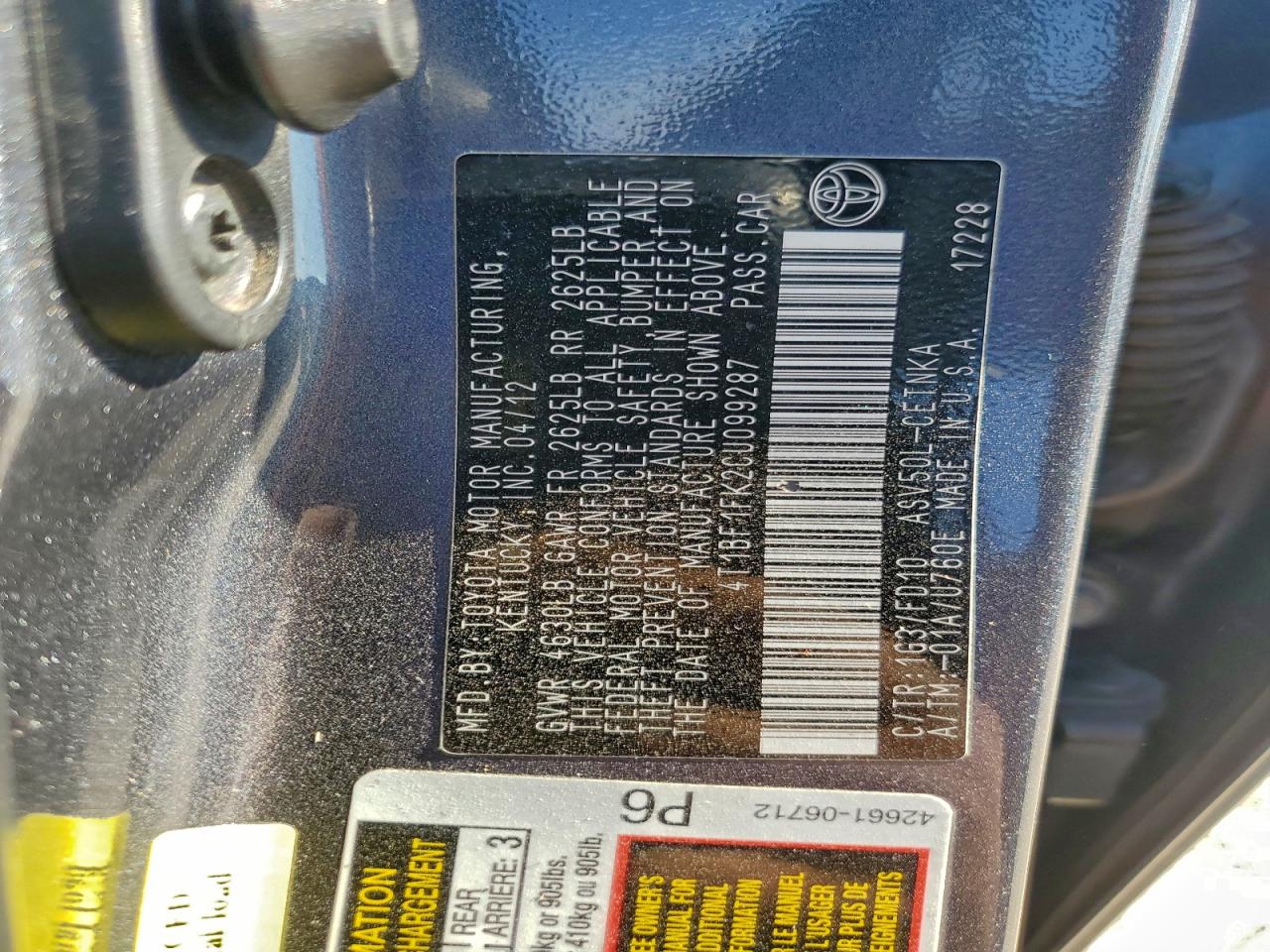 2012 TOYOTA CAMRY BASE photo 13