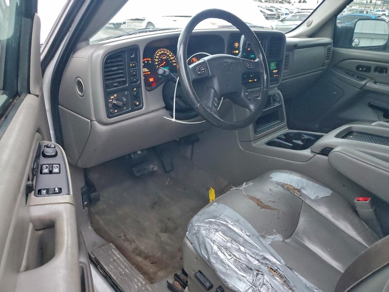 2004 CHEVROLET SILVERADO K2500 HEAVY DUTY photo 8