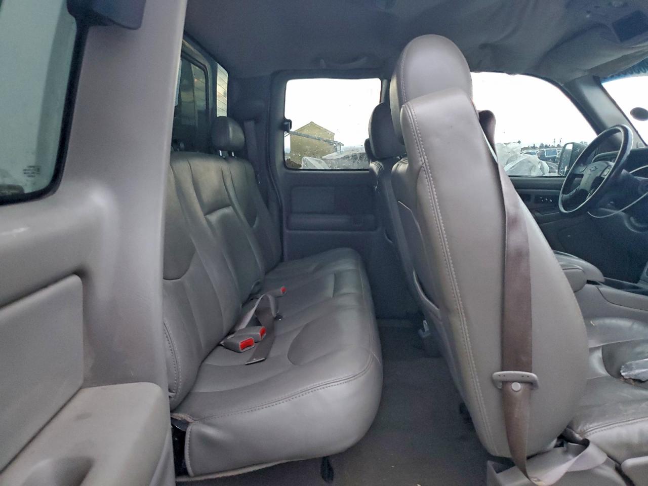 2004 CHEVROLET SILVERADO K2500 HEAVY DUTY photo 10