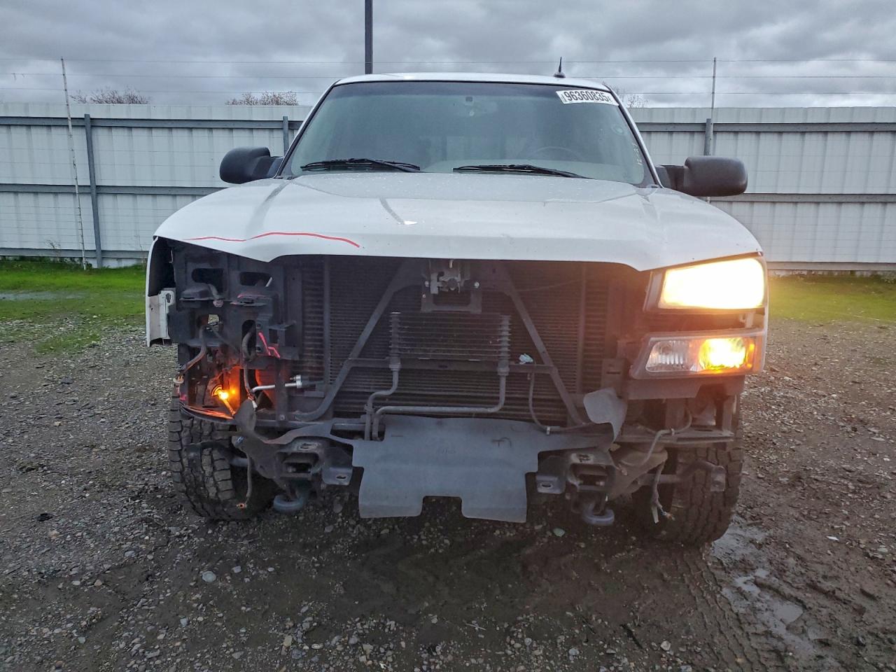 2004 CHEVROLET SILVERADO K2500 HEAVY DUTY photo 5