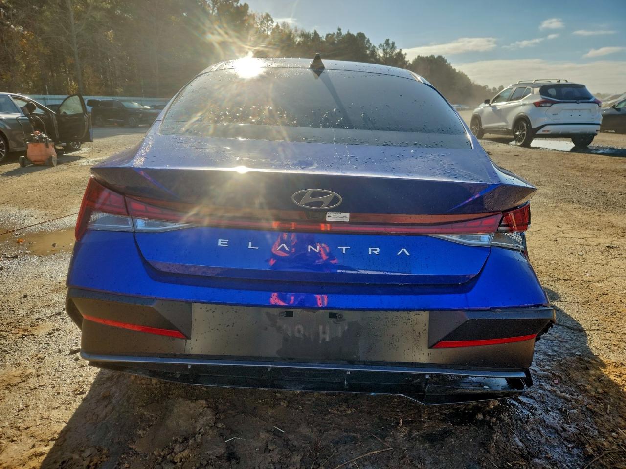 2024 HYUNDAI ELANTRA SEL photo 6