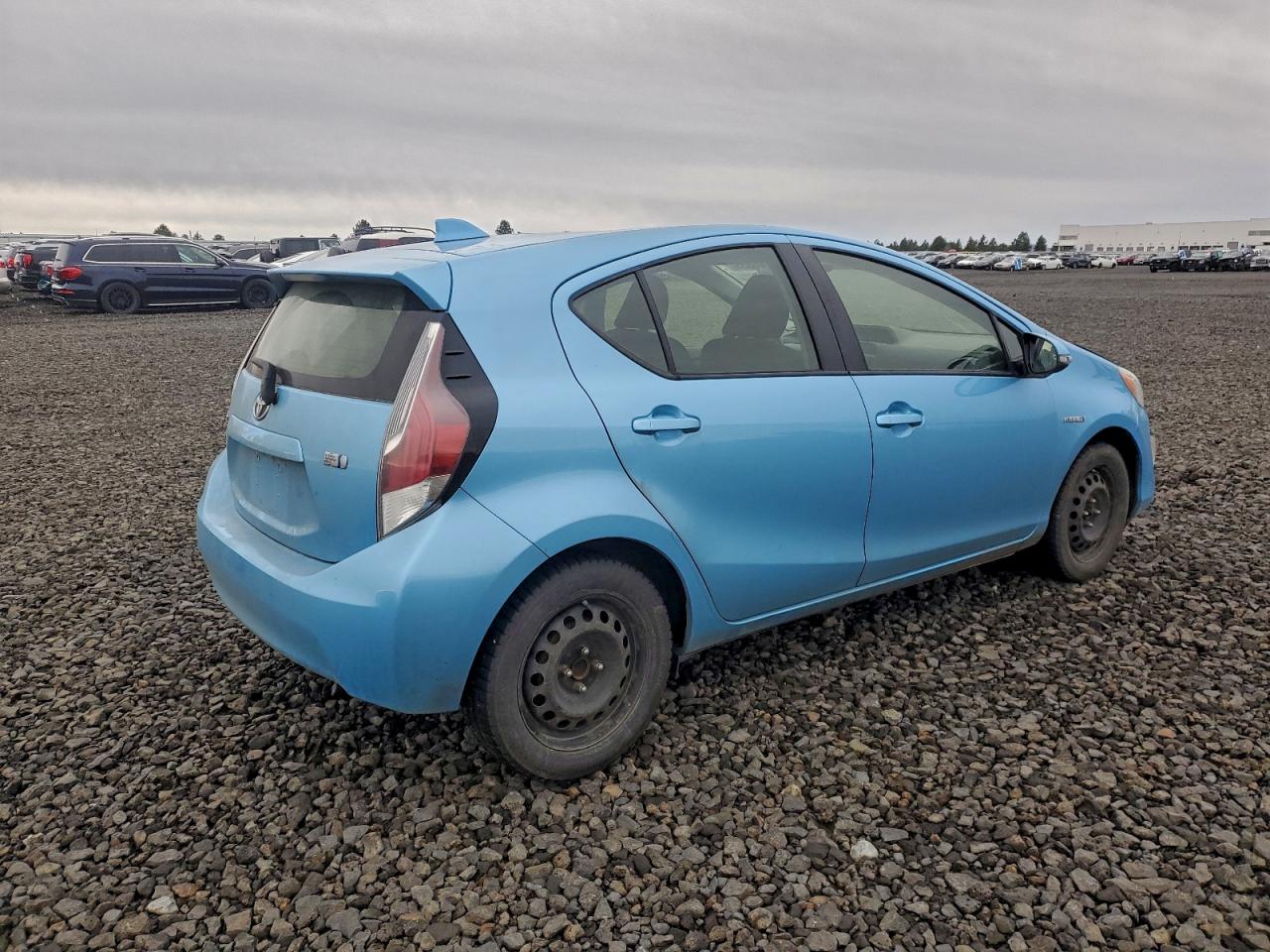 2016 TOYOTA PRIUS C photo 3