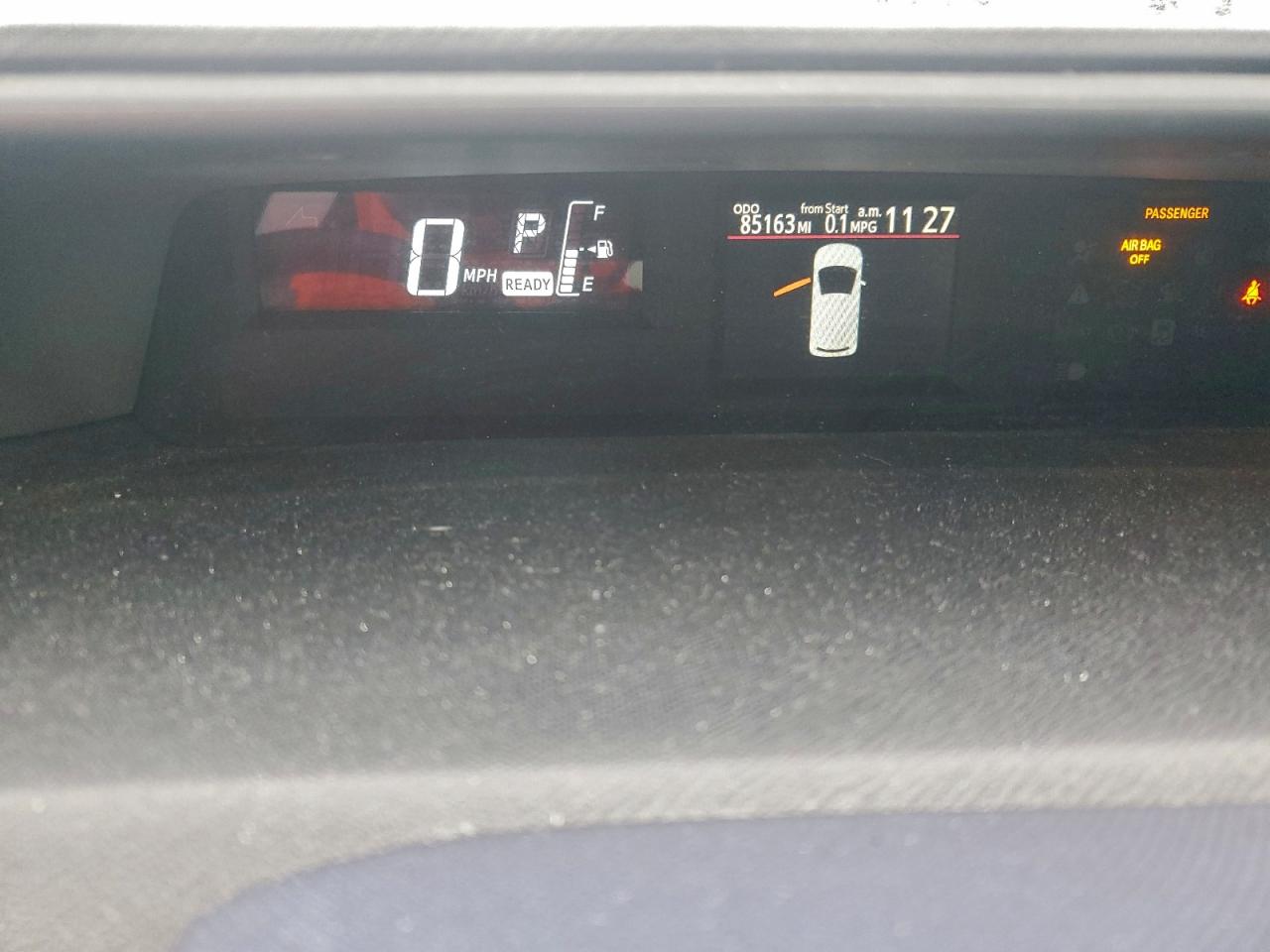 2016 TOYOTA PRIUS C photo 9