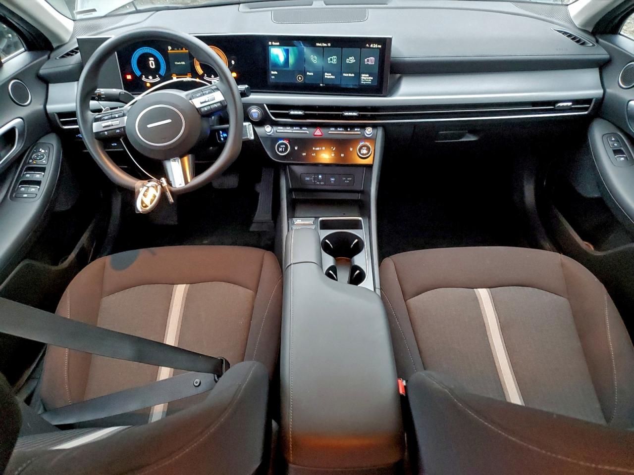 2025 HYUNDAI SONATA SEL photo 8