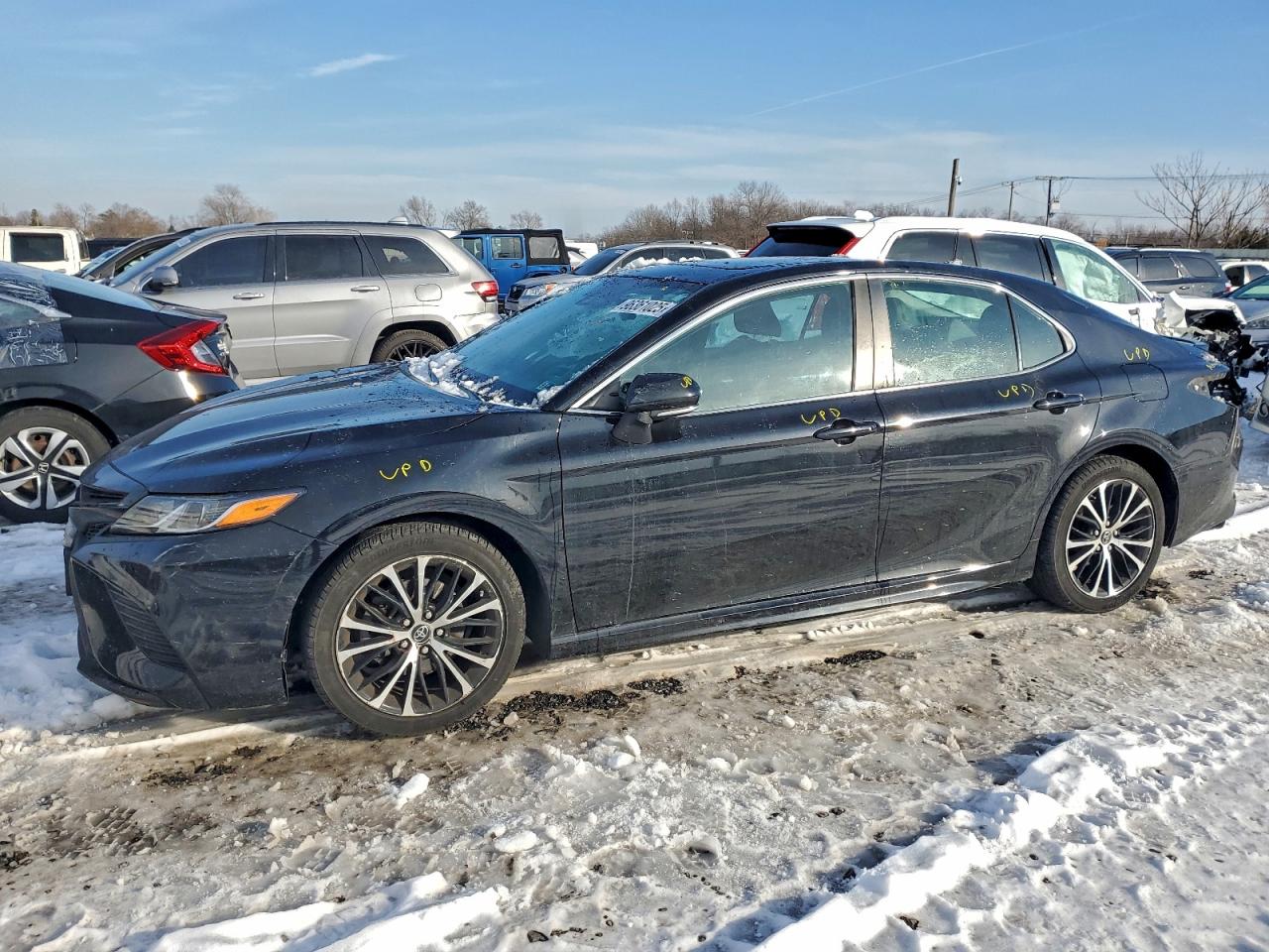2019 TOYOTA CAMRY