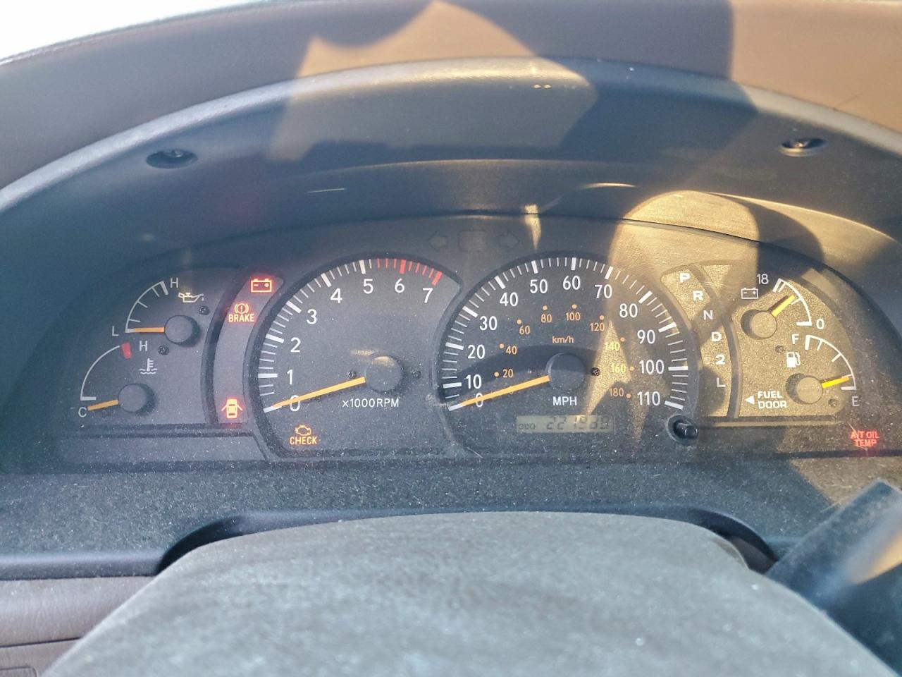 2004 TOYOTA TUNDRA ACCESS CAB SR5 photo 9