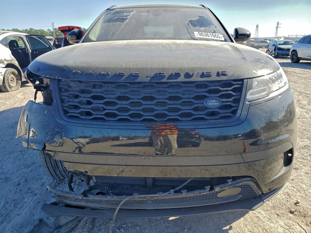 2019 LAND ROVER RANGE ROVER VELAR S photo 5