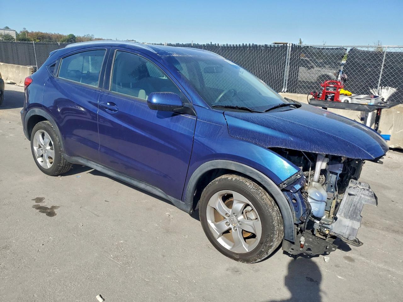 2016 HONDA HR-V LX photo 4