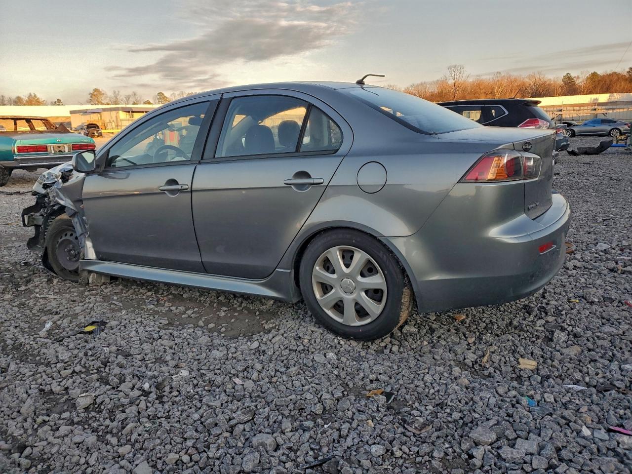2014 MITSUBISHI LANCER ES/ES SPORT photo 3
