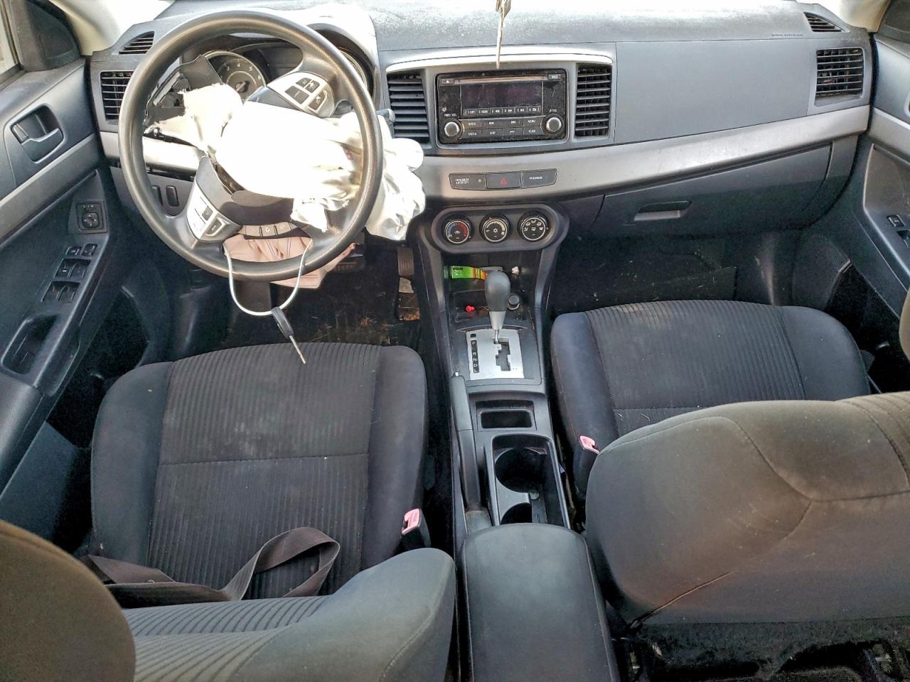 2014 MITSUBISHI LANCER ES/ES SPORT photo 15