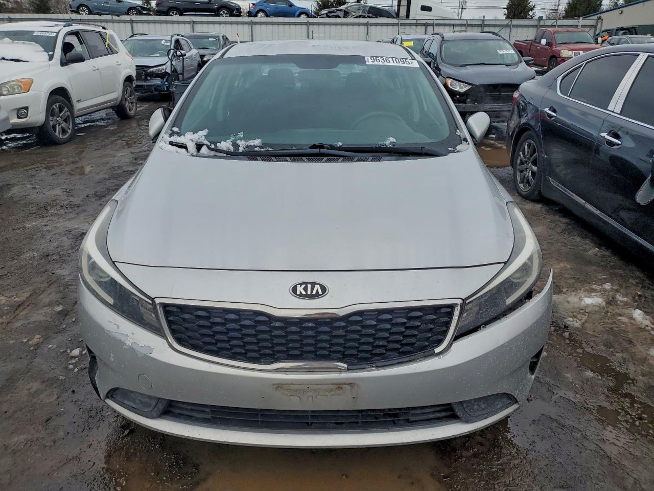 2017 KIA FORTE LX photo 9