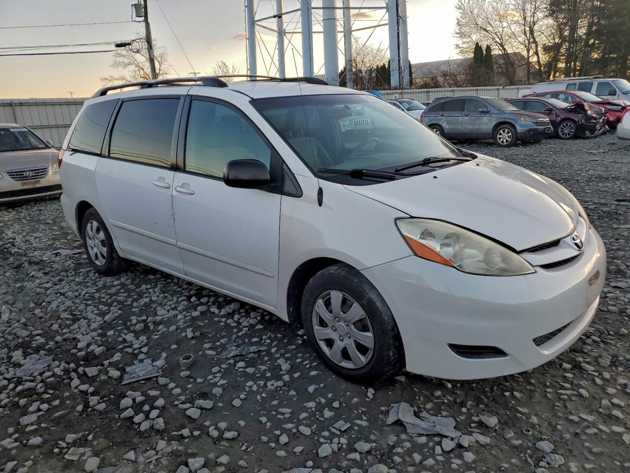 2008 TOYOTA SIENNA CE photo 10