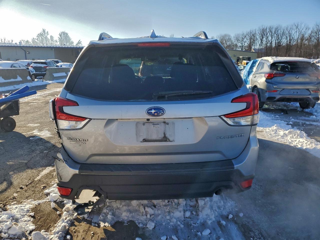 2020 SUBARU FORESTER PREMIUM photo 6