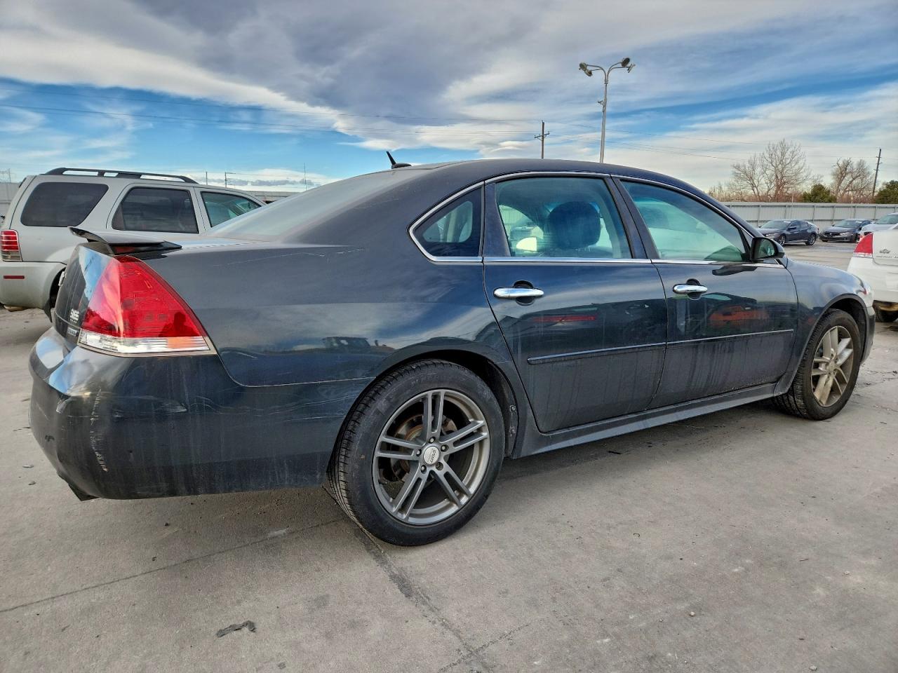 2014 CHEVROLET IMPALA LIMITED LTZ photo 3