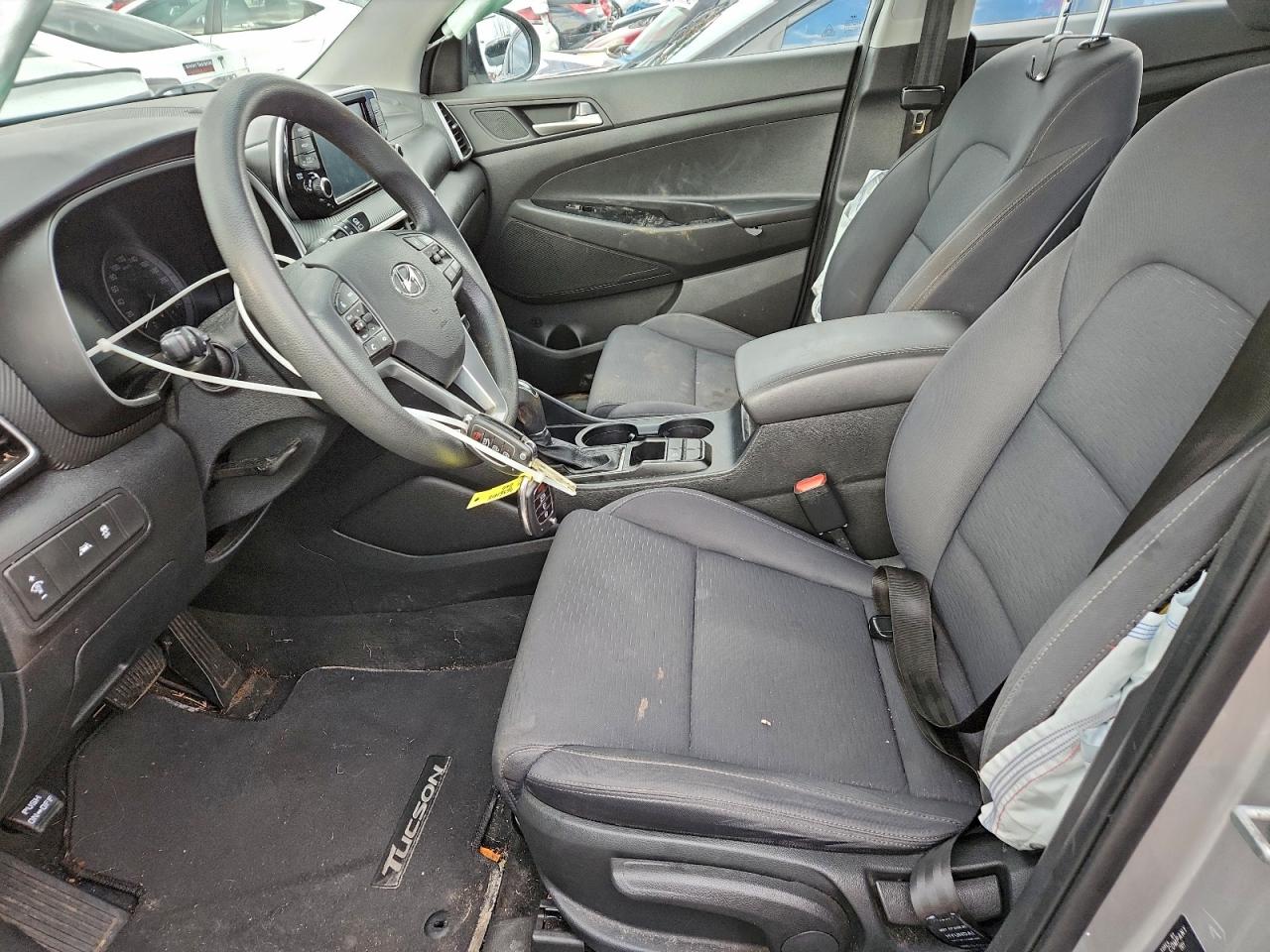 2020 HYUNDAI TUCSON SE photo 13
