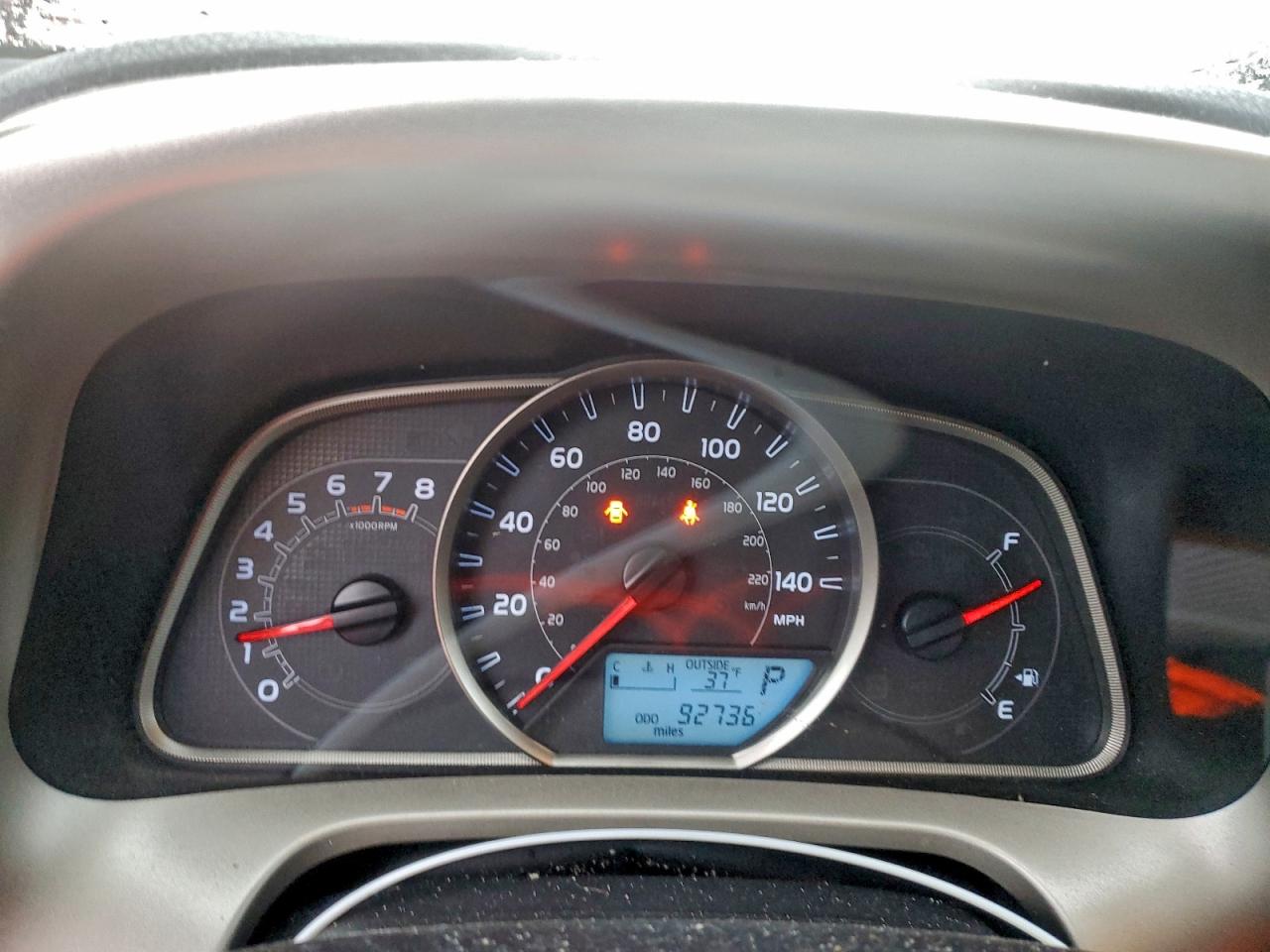 2015 TOYOTA RAV4 XLE photo 9