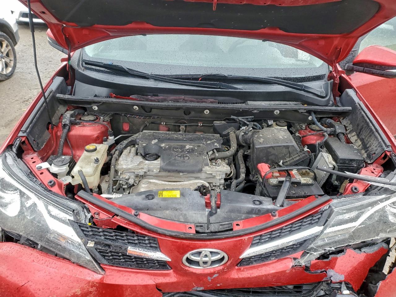 2015 TOYOTA RAV4 XLE photo 12