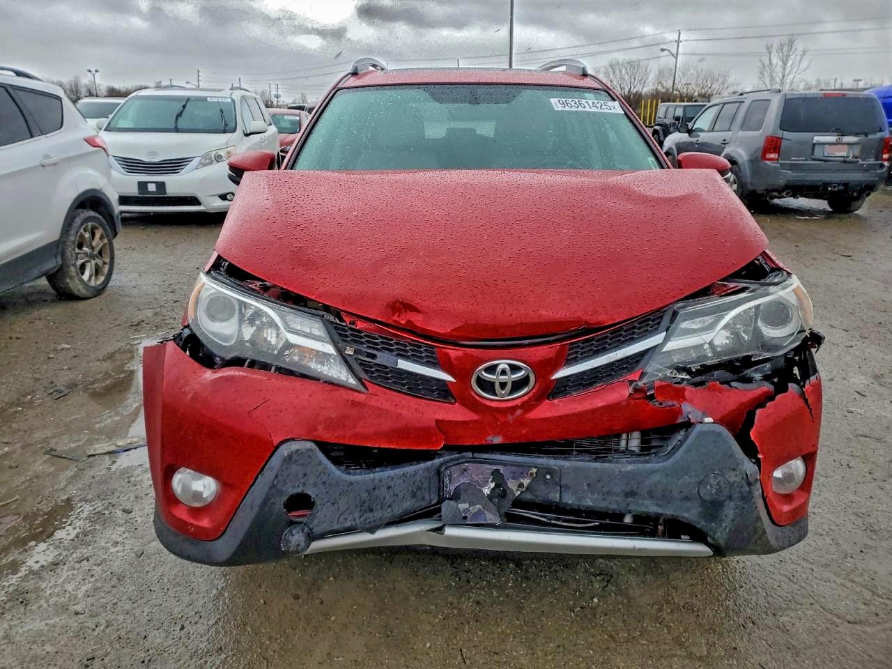 2015 TOYOTA RAV4 XLE photo 5