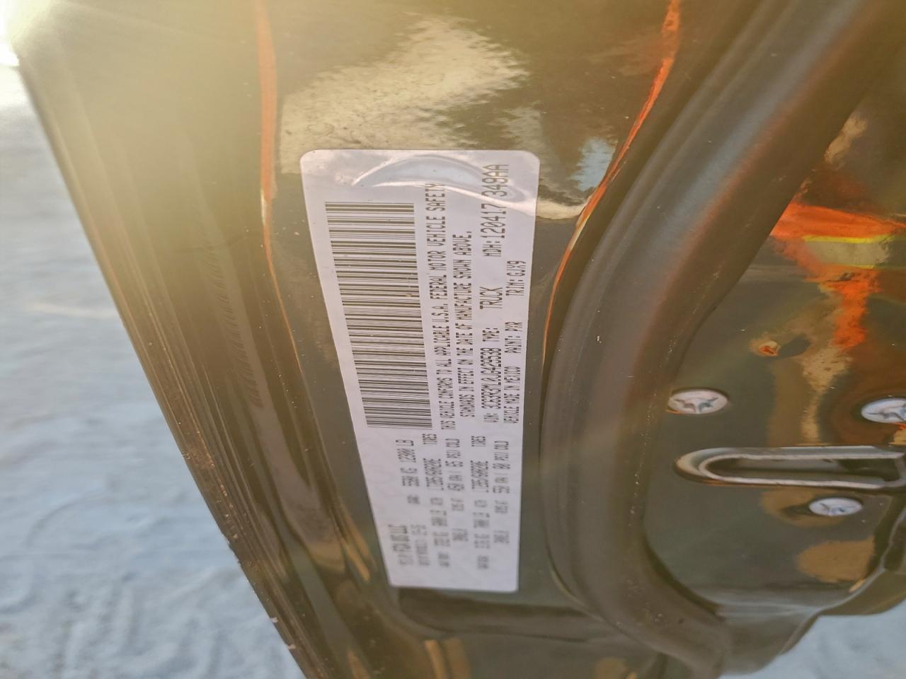 2018 RAM 3500 LARAMIE photo 12