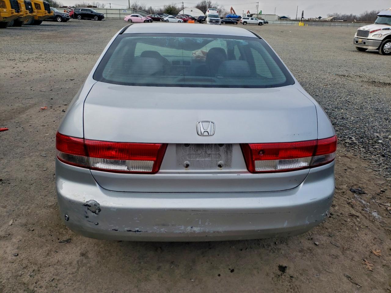 2003 HONDA ACCORD LX photo 6