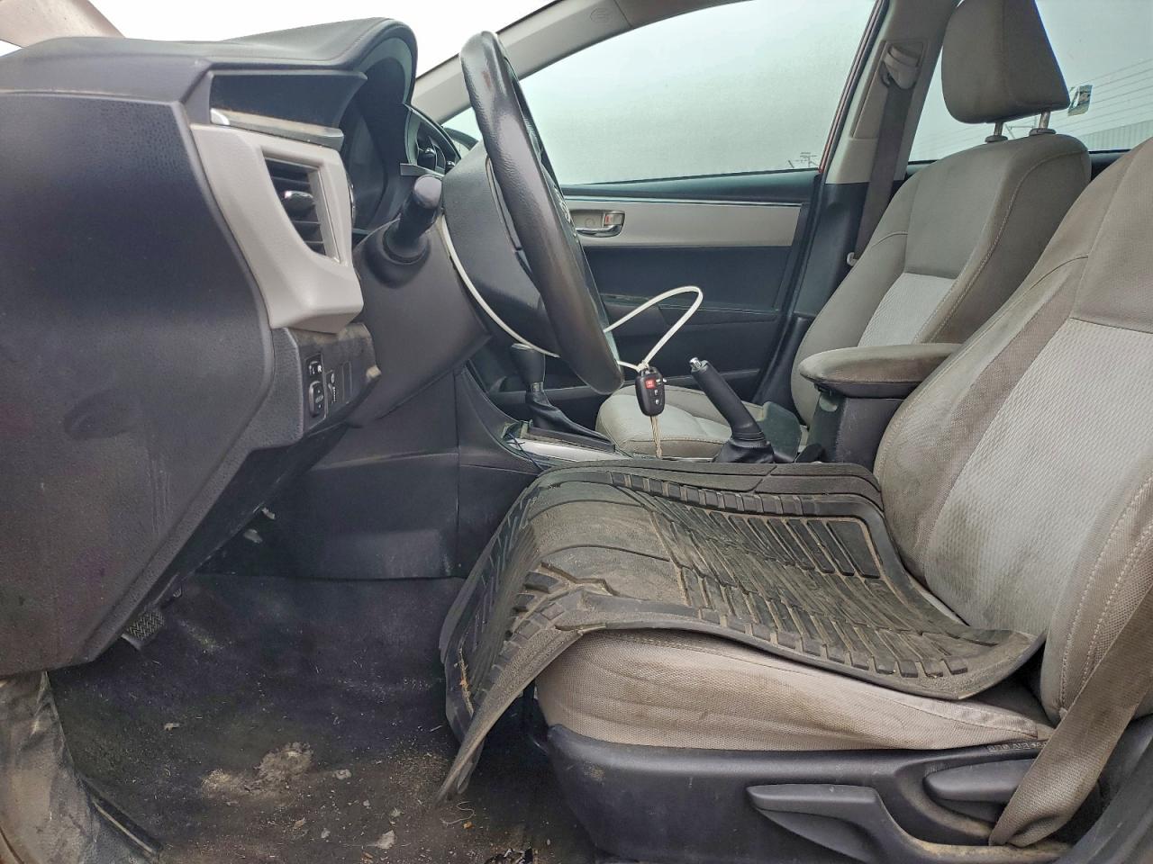 2016 TOYOTA COROLLA L photo 7