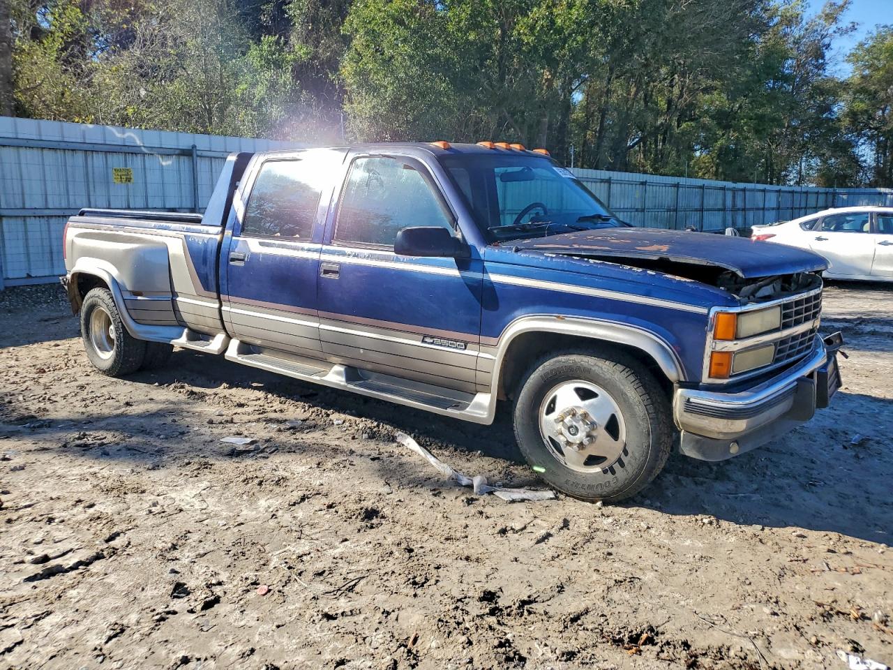 1993 CHEVROLET GMT-400 C3500 photo 13