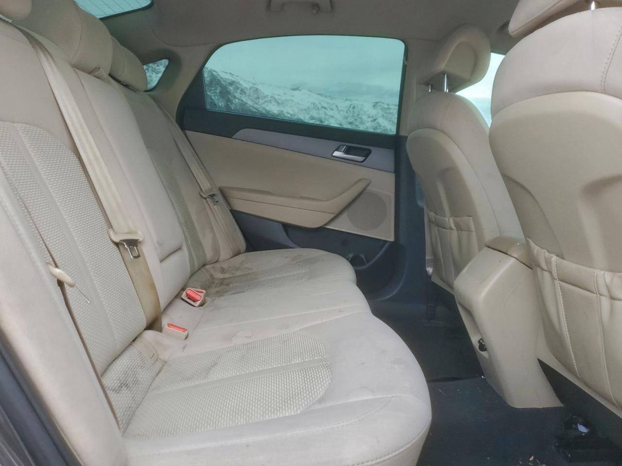 2016 HYUNDAI SONATA SE photo 19