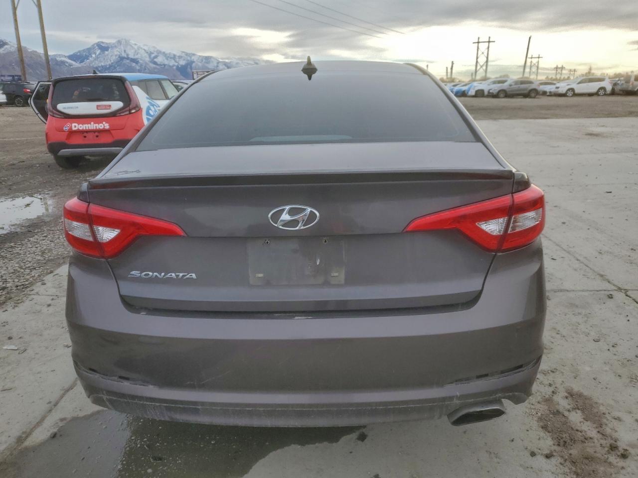 2016 HYUNDAI SONATA SE photo 11