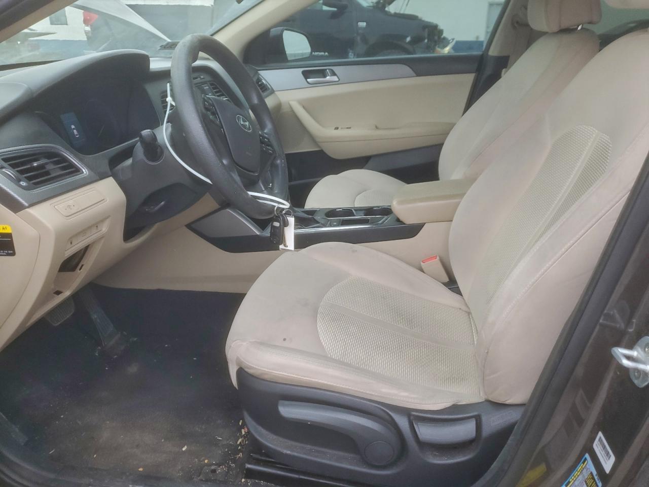 2016 HYUNDAI SONATA SE photo 13