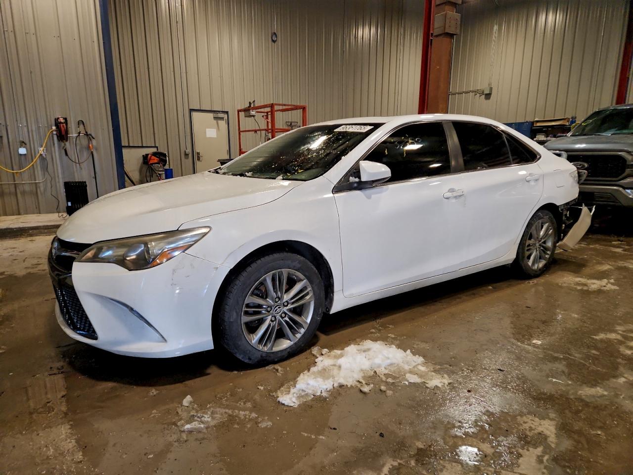 2016 TOYOTA CAMRY