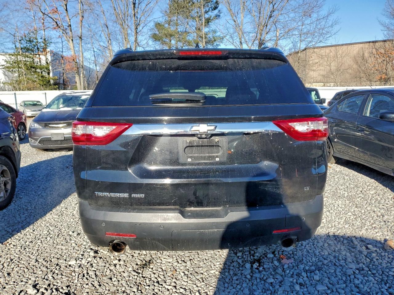 2020 CHEVROLET TRAVERSE LT photo 6