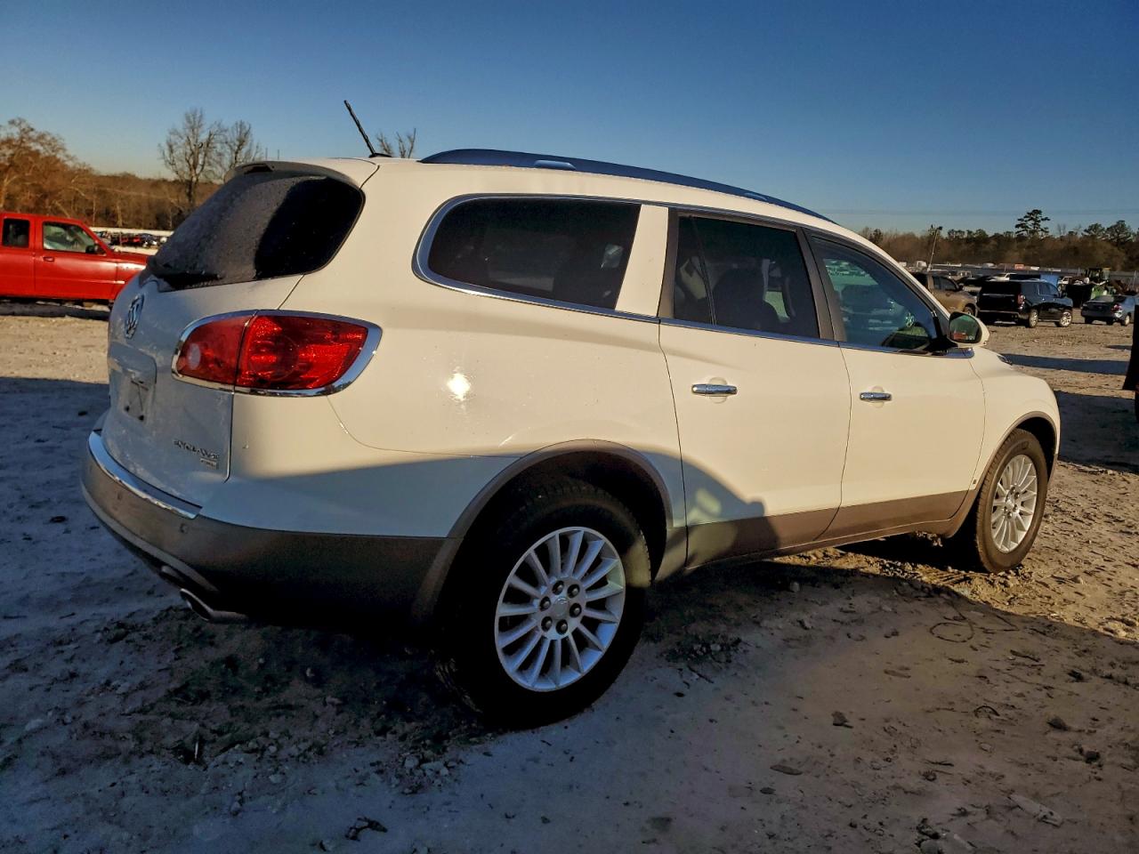 2010 BUICK ENCLAVE CXL photo 5