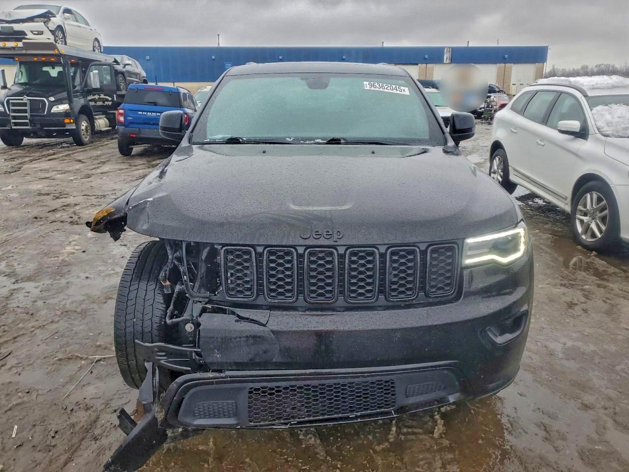 2020 JEEP GRAND CHEROKEE LAREDO photo 5