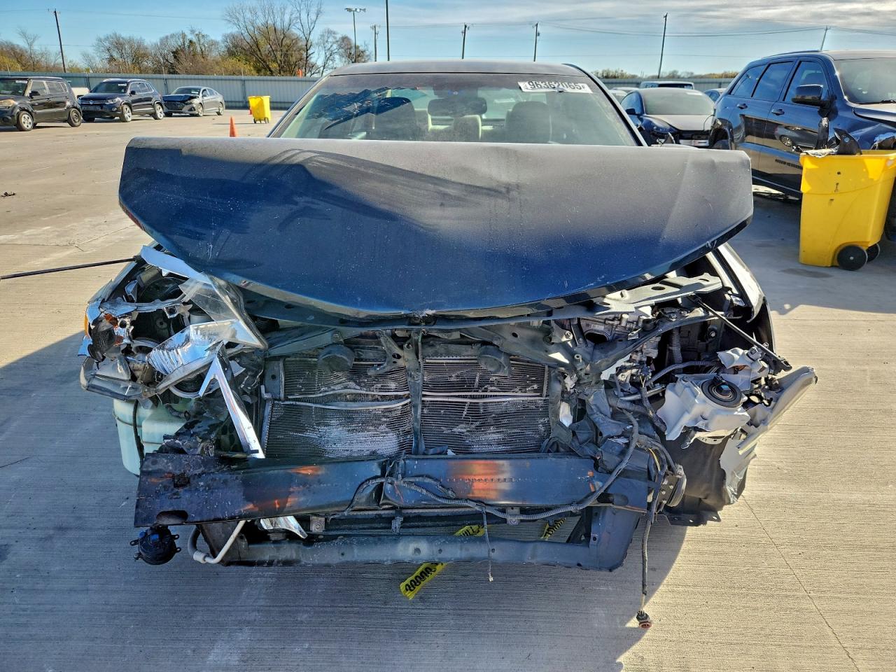 2013 TOYOTA CAMRY HYBRID photo 5