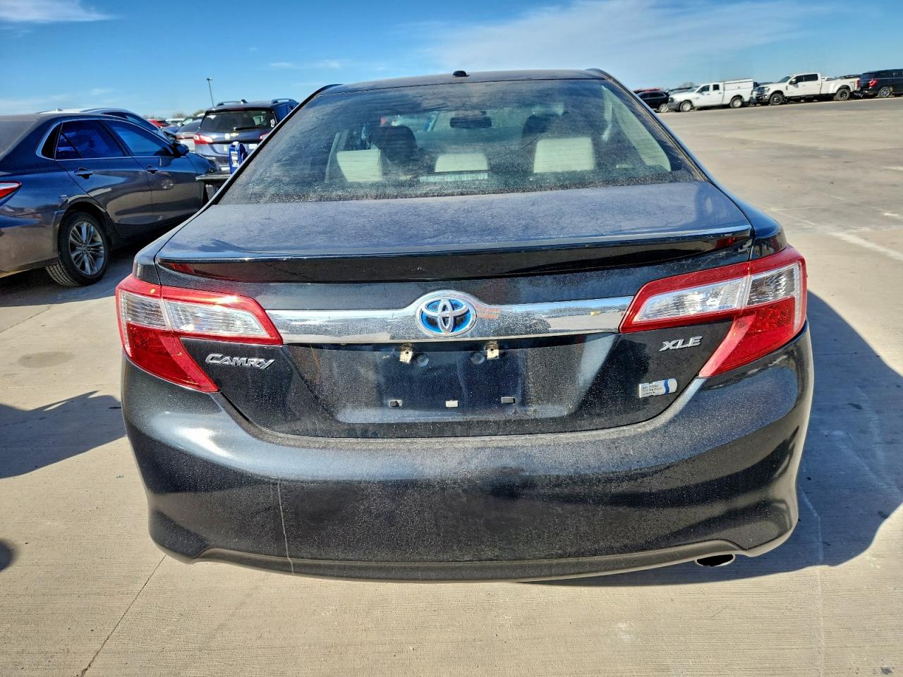 2013 TOYOTA CAMRY HYBRID photo 6