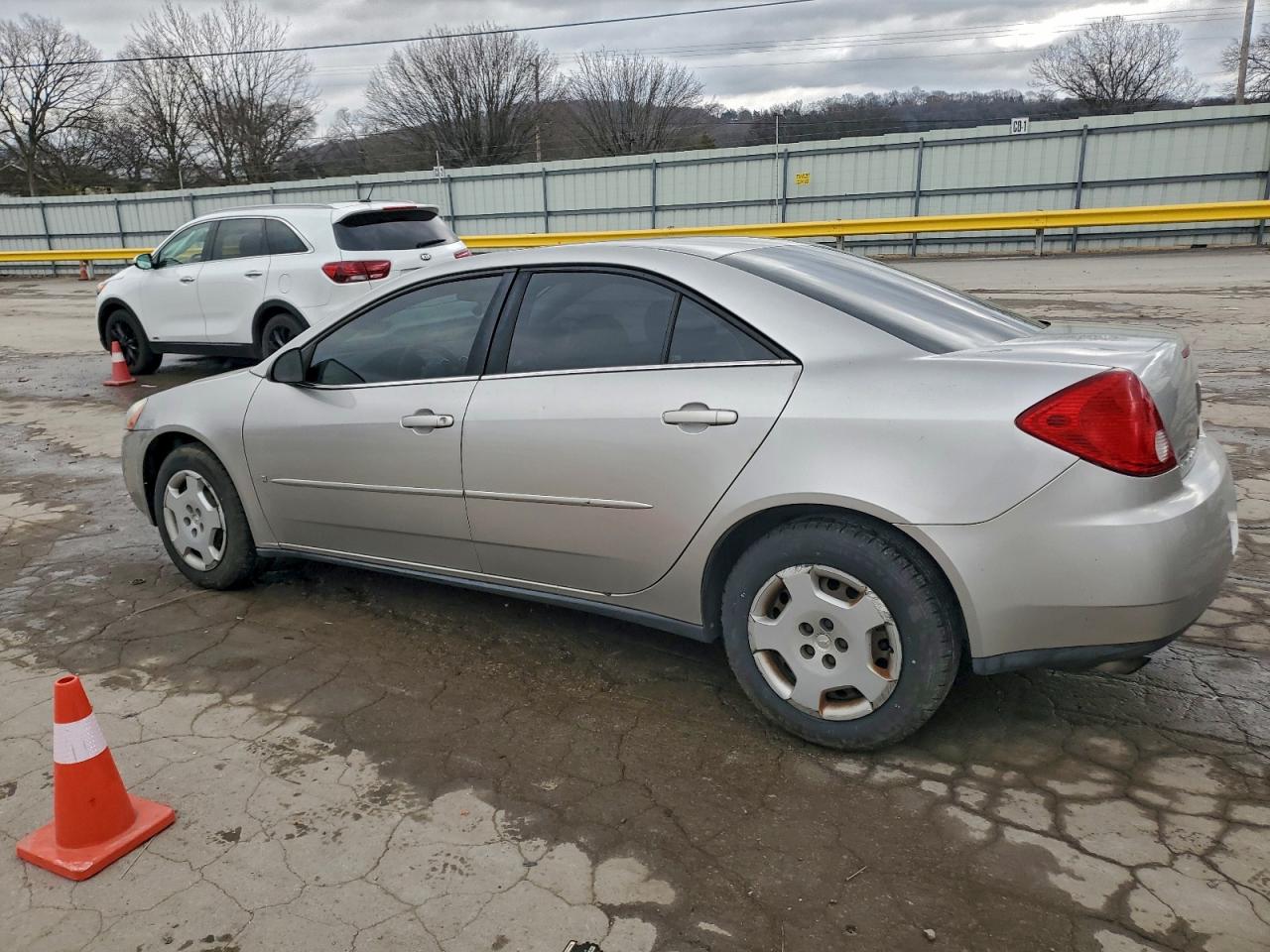 2007 PONTIAC G6 VALUE LEADER photo 2