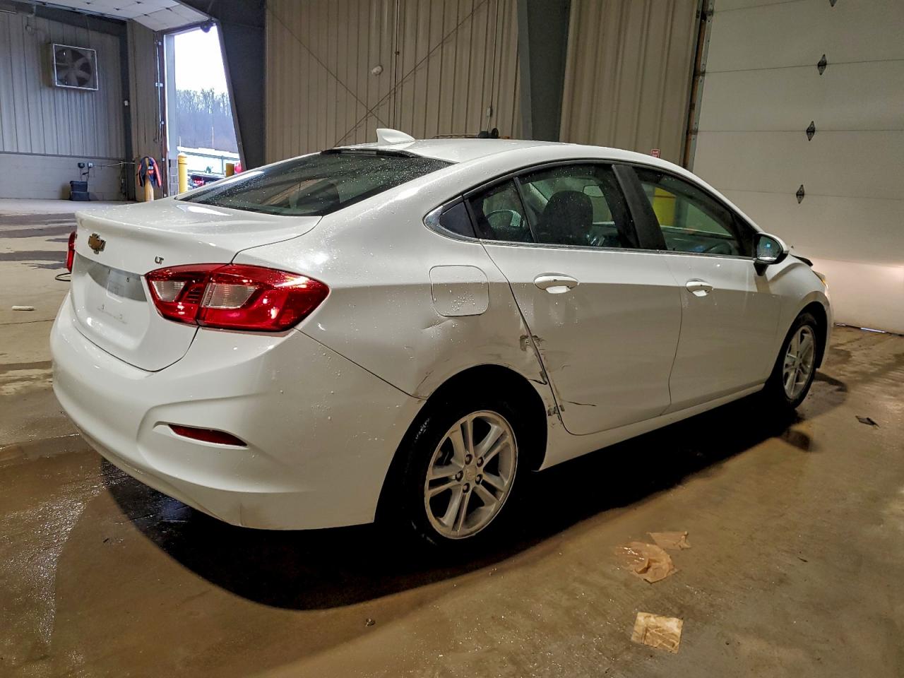 2016 CHEVROLET CRUZE LT photo 3