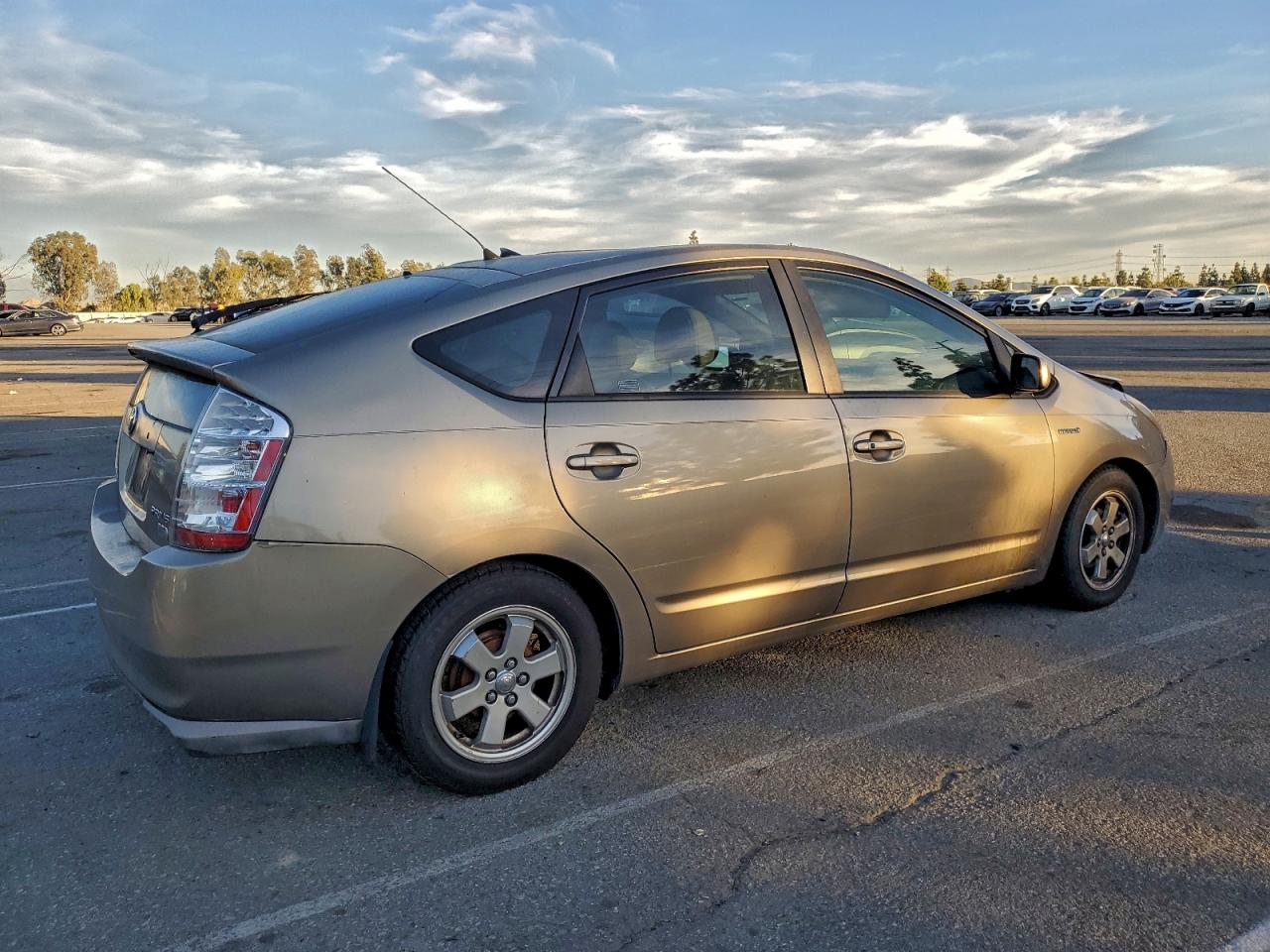 2009 TOYOTA PRIUS photo 3