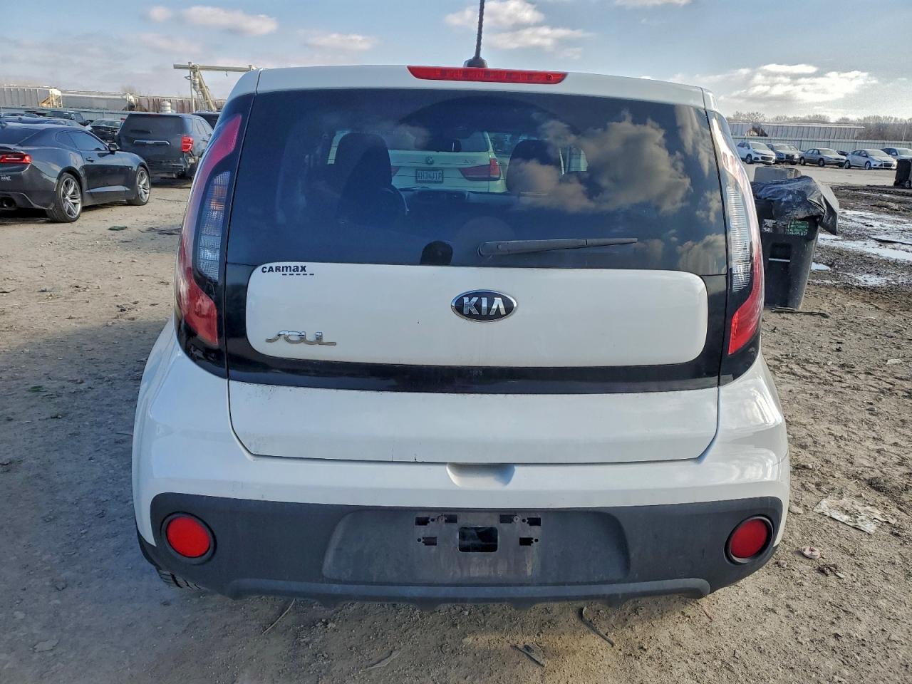 2017 KIA SOUL photo 6
