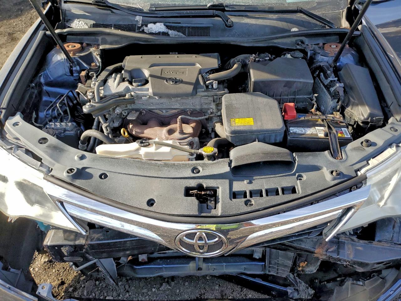 2014 TOYOTA CAMRY LE photo 31