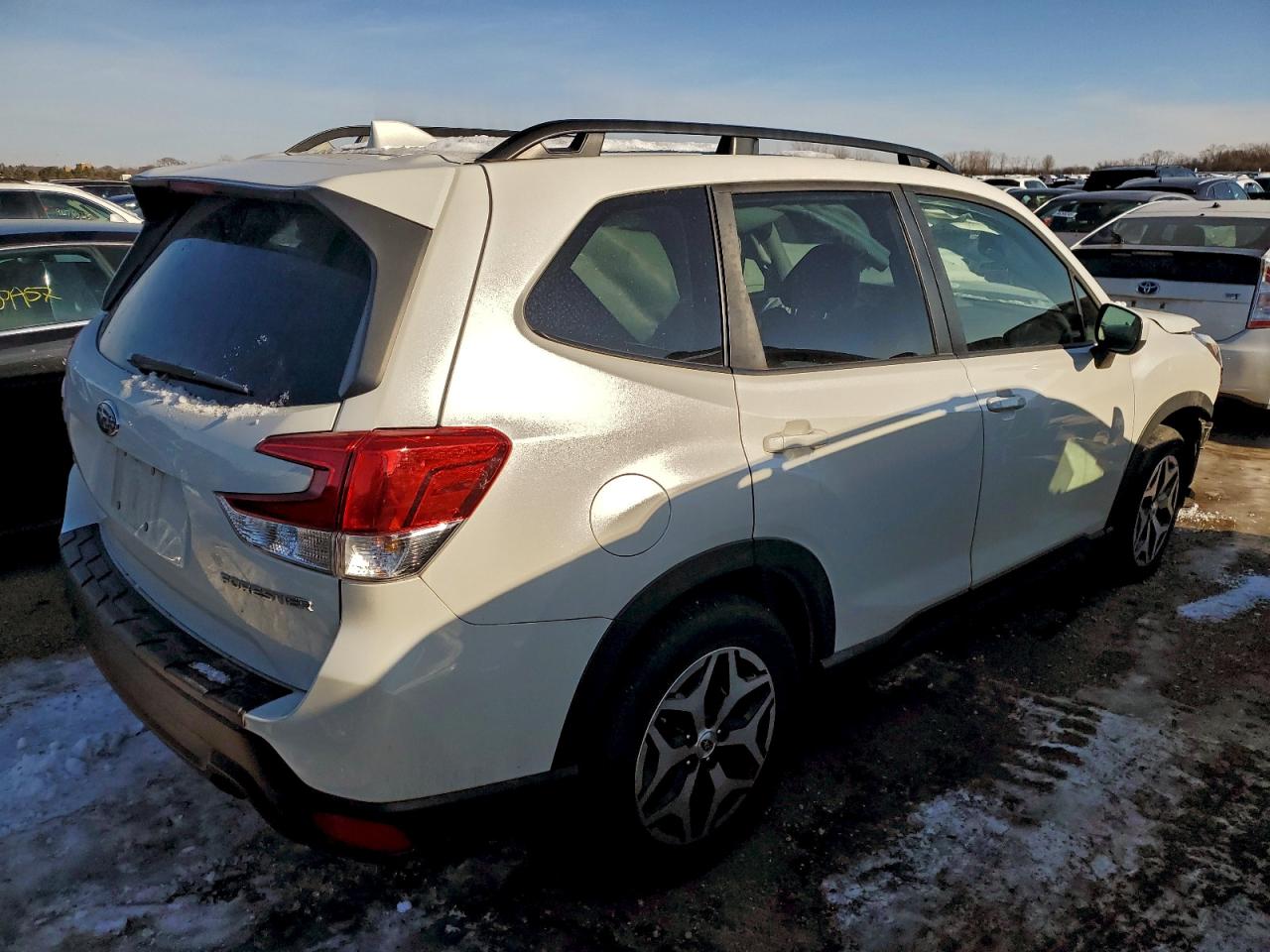 2022 SUBARU FORESTER PREMIUM photo 3