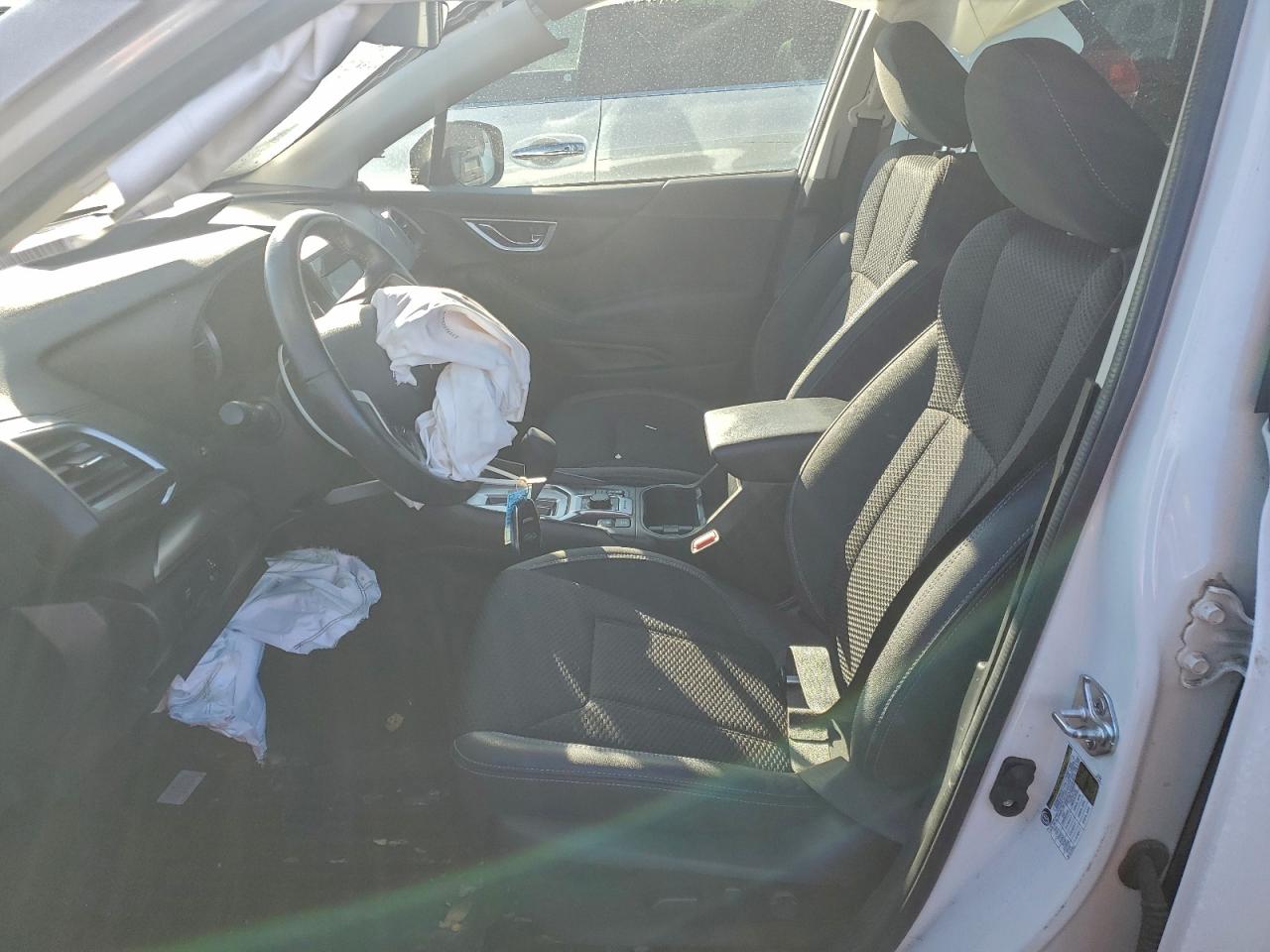 2022 SUBARU FORESTER PREMIUM photo 7