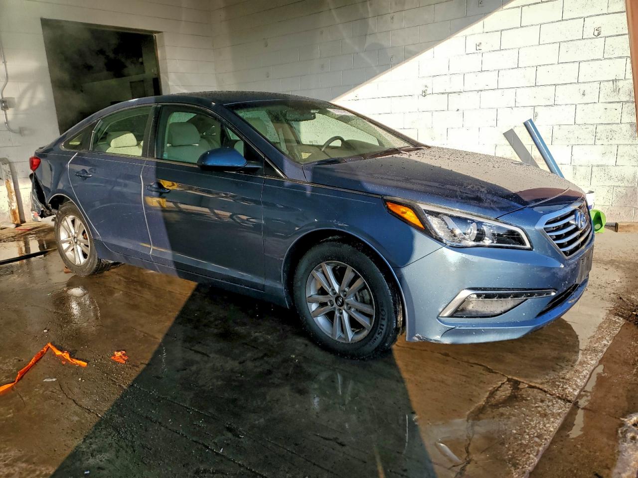 2015 HYUNDAI SONATA SE photo 4