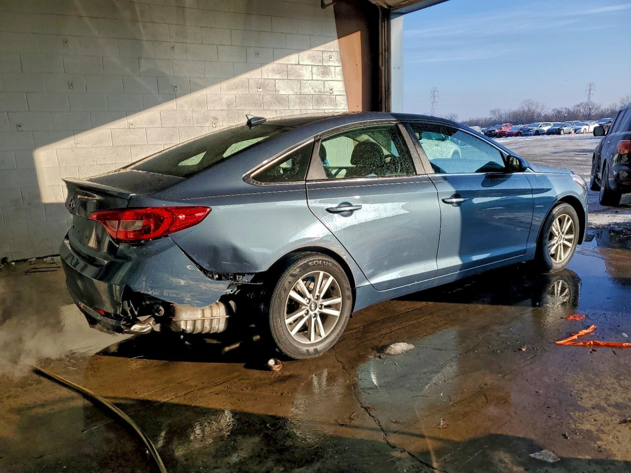 2015 HYUNDAI SONATA SE photo 3