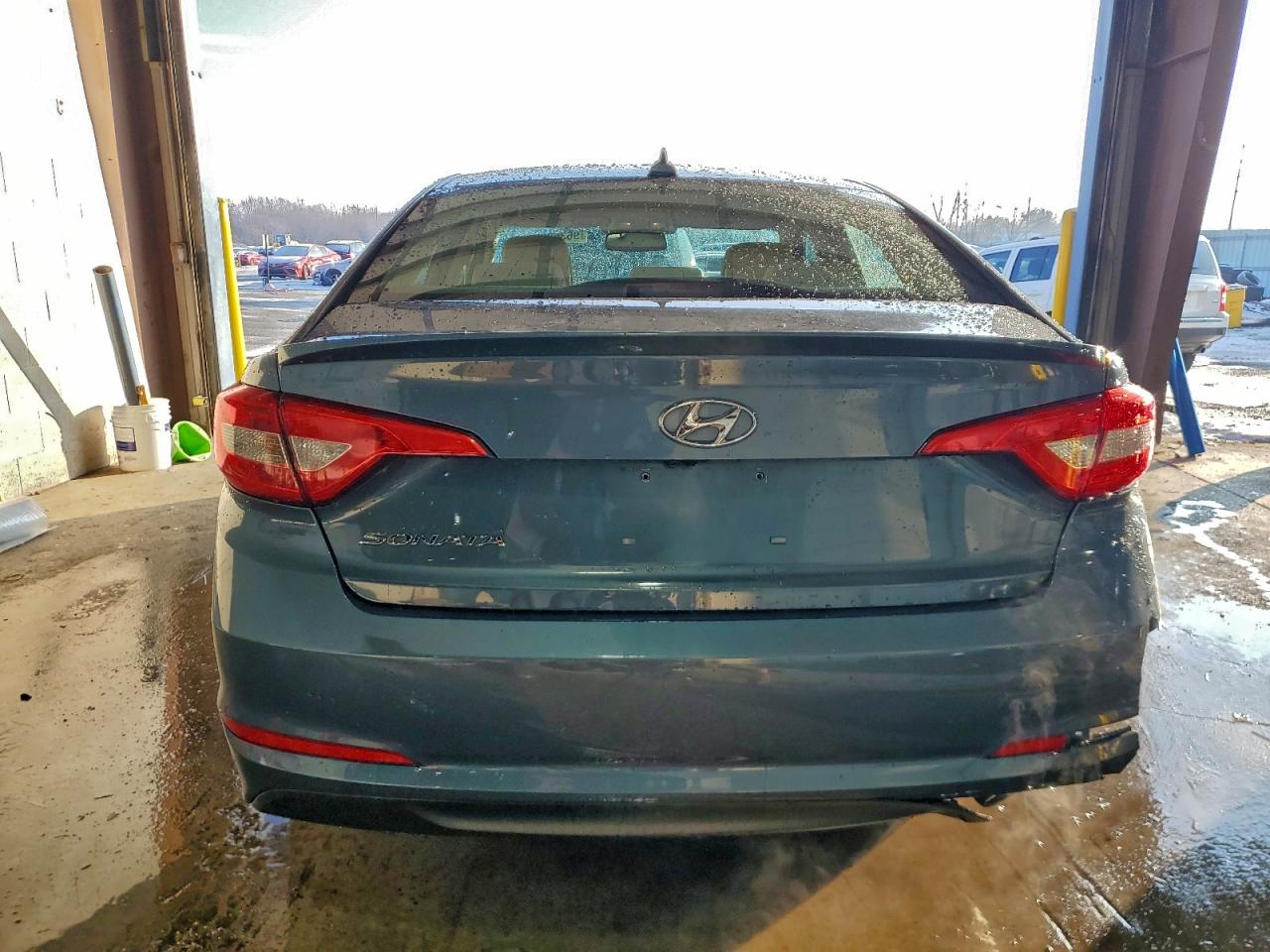 2015 HYUNDAI SONATA SE photo 6