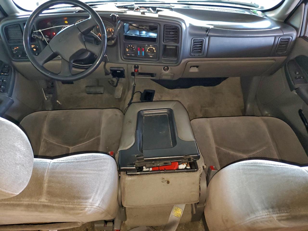 2003 CHEVROLET TAHOE C1500 photo 15