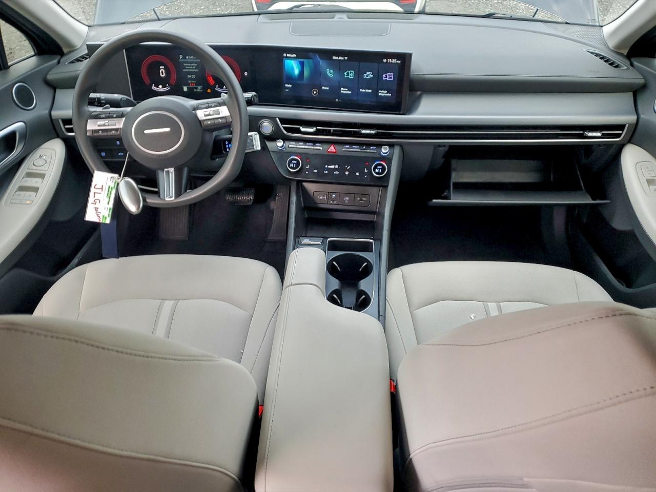 2024 HYUNDAI SONATA SEL photo 8