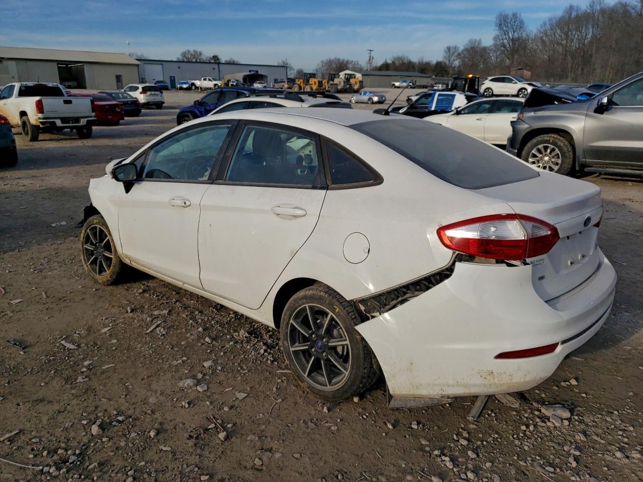 2016 FORD FIESTA SE photo 4